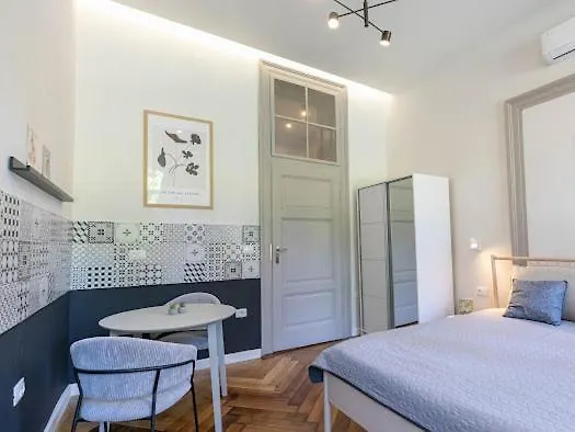 Polai Park Apartments 0*, Pula Croatia