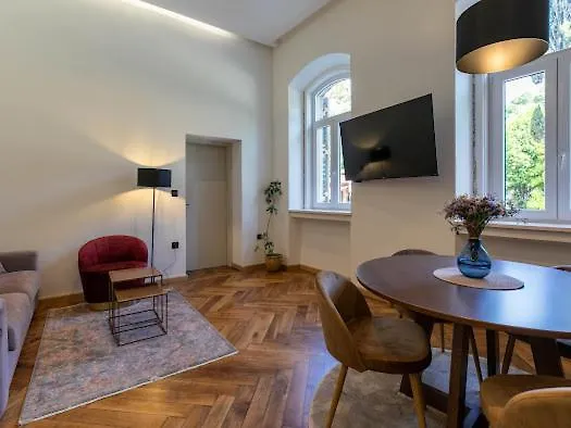 Polai Park Apartments